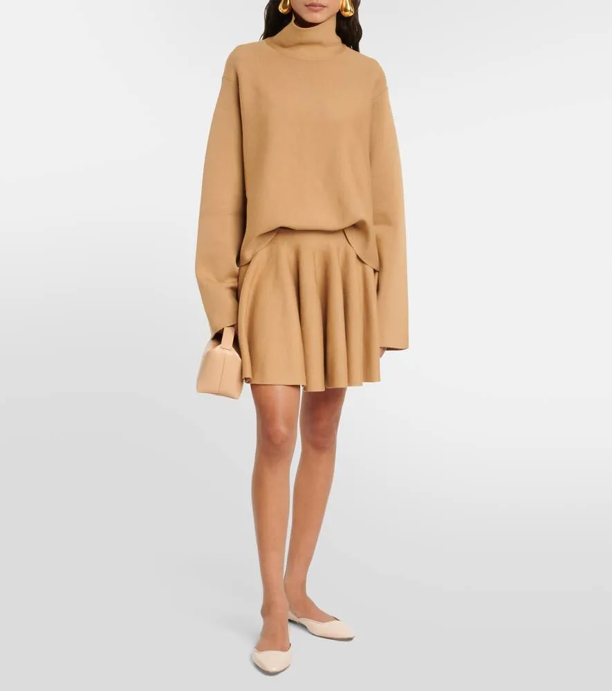 Aquazzura Maia leather ballet flats