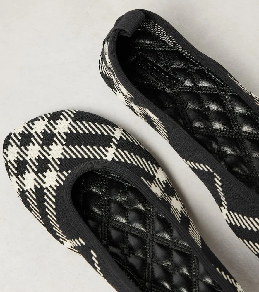 Burberry Leather ballet flats