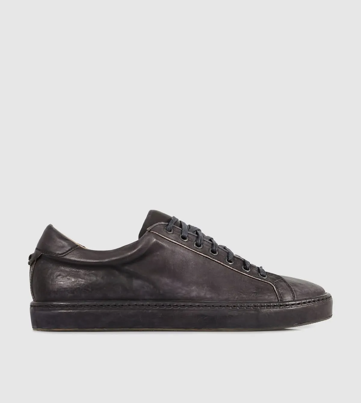 Caleb Low Top sneakers by Brando