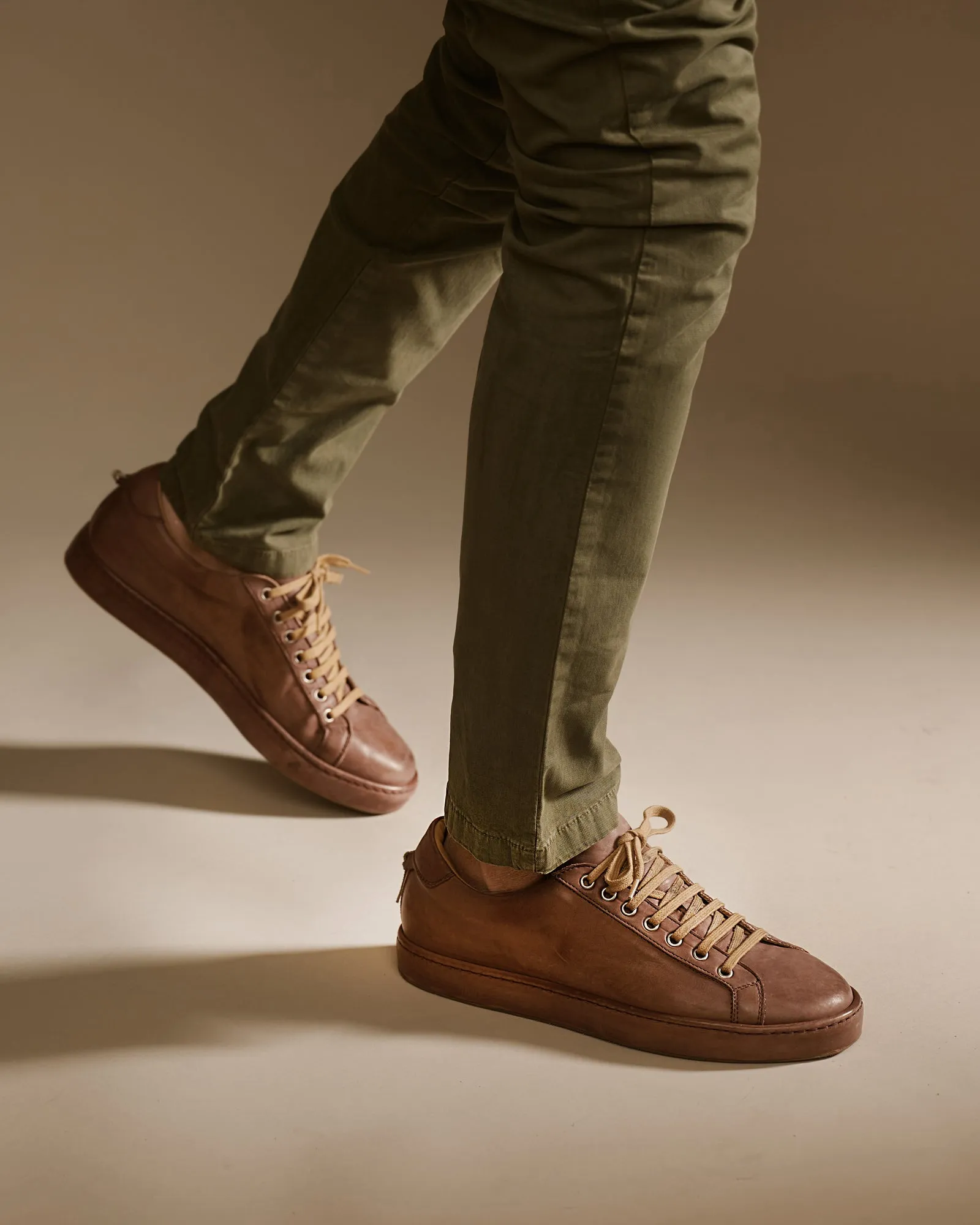 Caleb Low Top sneakers by Brando