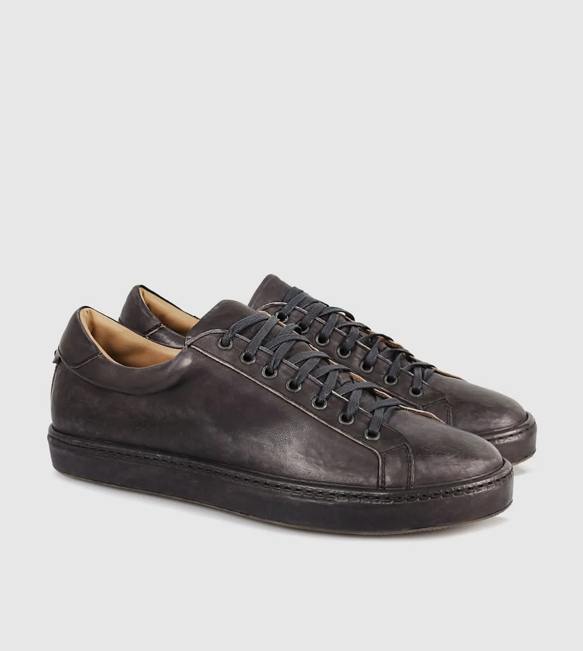 Caleb Low Top sneakers by Brando