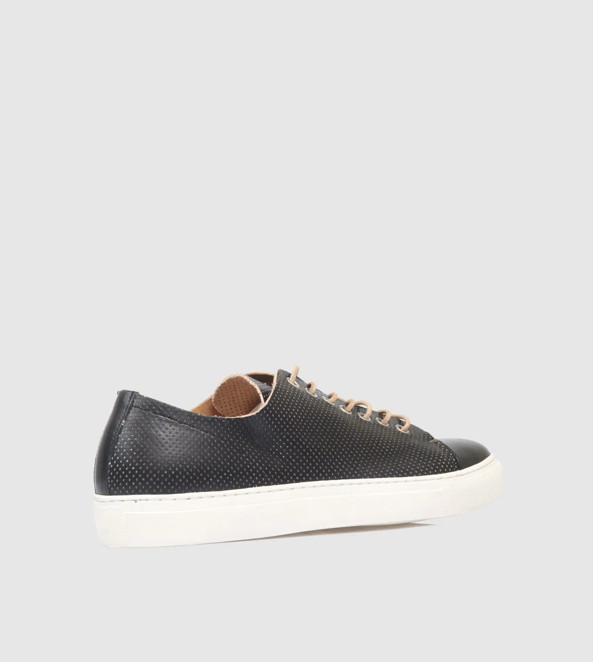Eagan Low Top sneakers by Brando