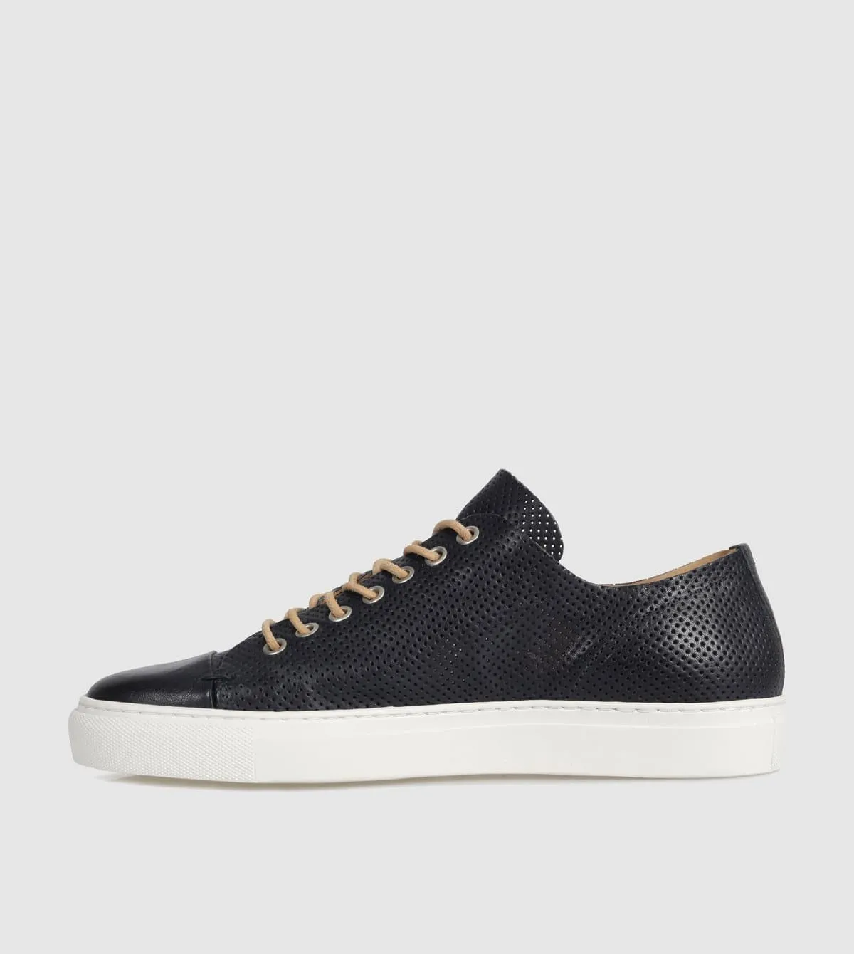 Eagan Low Top sneakers by Brando