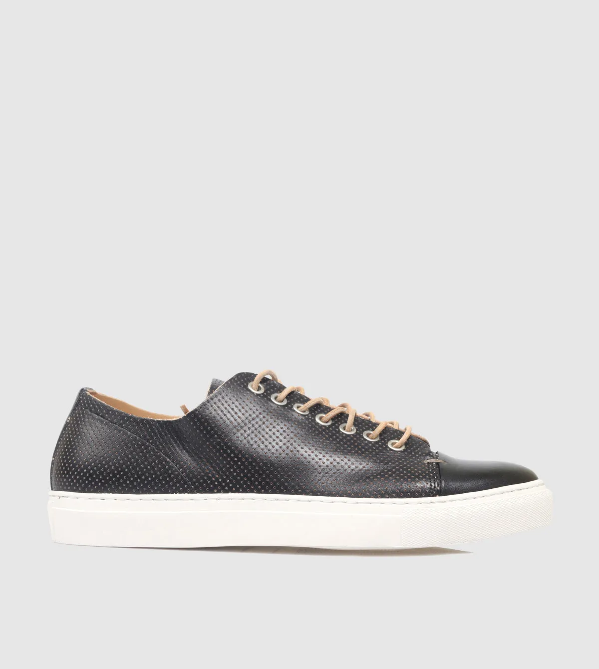 Eagan Low Top sneakers by Brando