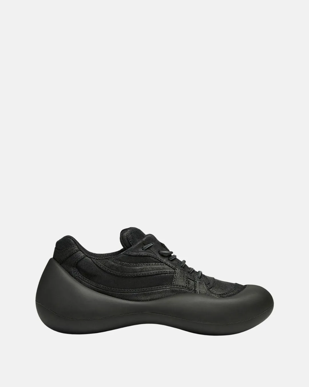 Jw Anderson Bumper-Hike Low Top Sneakers In Black