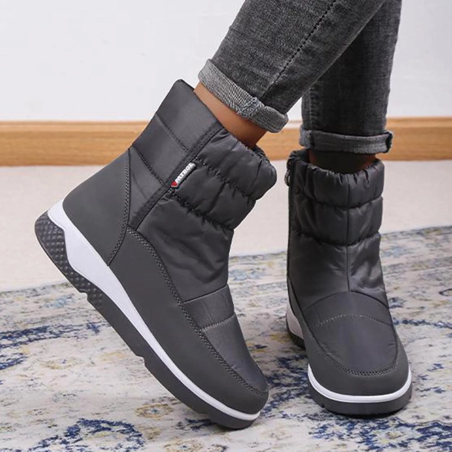 oiangi Snow Boots for Women 2022 Winter Fashion Plush Warm Round Toe Side Zipper Flat Ankle Booties Comfortable Casual High Tops Non-slip Ladies Shoes