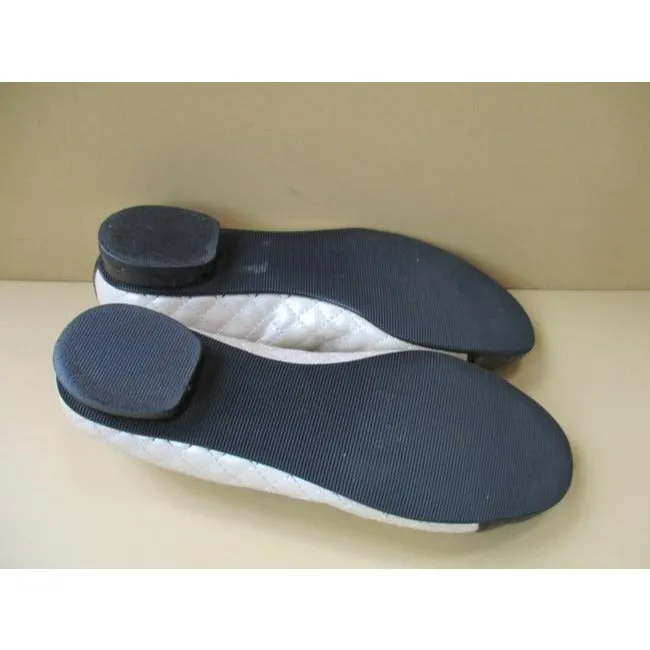 Ros Hommerson Cream Quilted Ballet Black Patent Accent Flats Size Us
