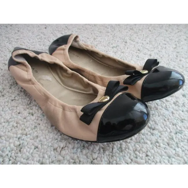 Tahari Cream And Black Patent Gibson Ballet Flats Size Us